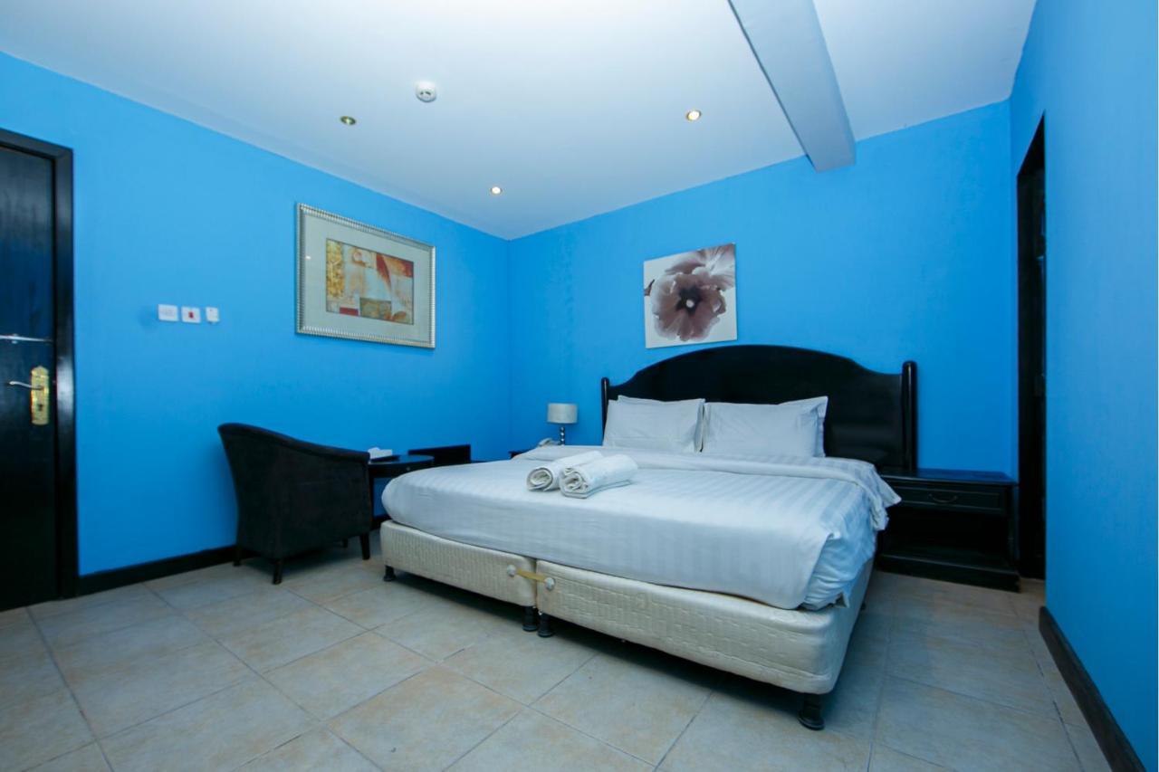 Bahrain Plaza Hotel Manama Luaran gambar