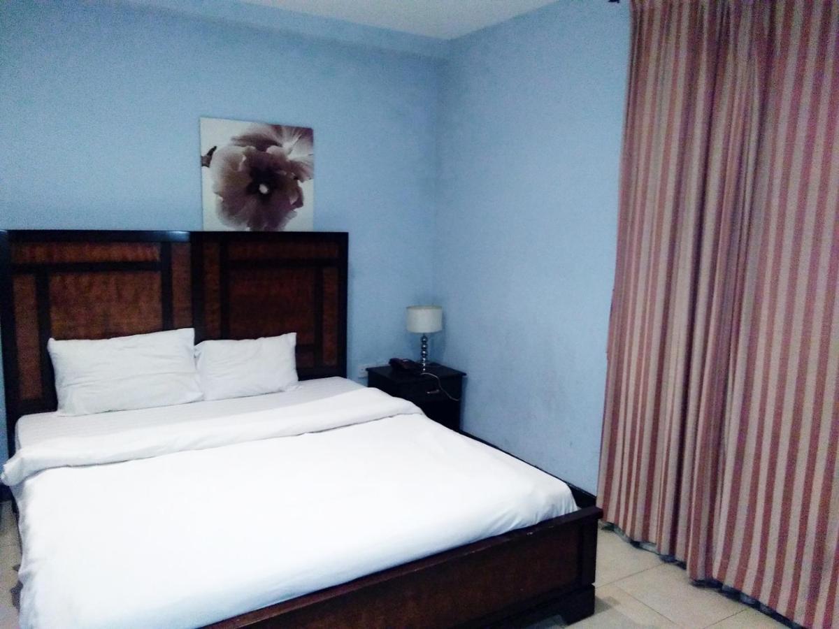 Bahrain Plaza Hotel Manama Luaran gambar